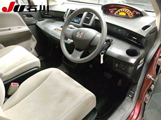 HONDA FREED 2010