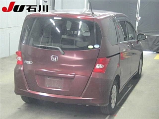 HONDA FREED 2010