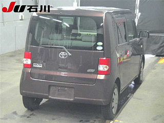 TOYOTA PIXIS SPACE 2012