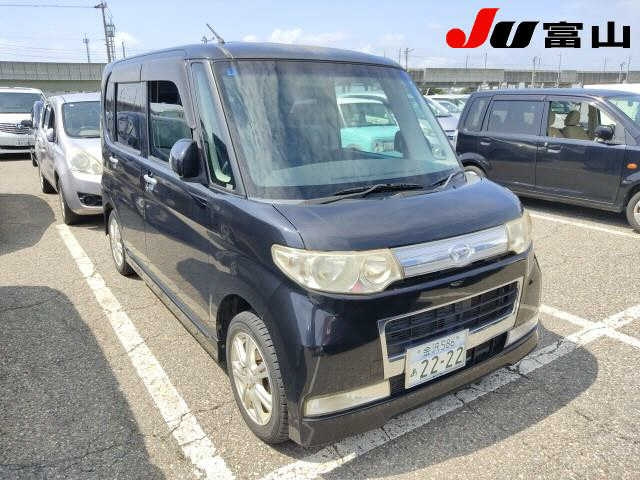 DAIHATSU TANTO 2011