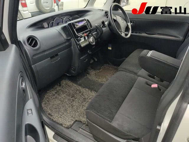 DAIHATSU TANTO 2012