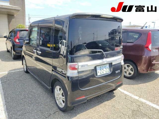 DAIHATSU TANTO 2011
