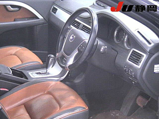 VOLVO V70 2010