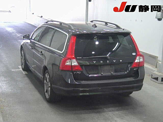 VOLVO V70 2010