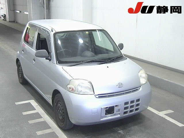 DAIHATSU ESSE 2010