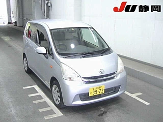 DAIHATSU MOVE 2011