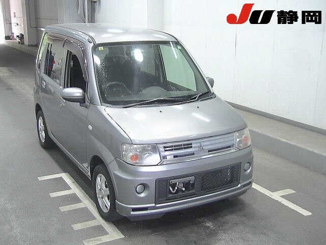 MITSUBISHI TOPPO 2010