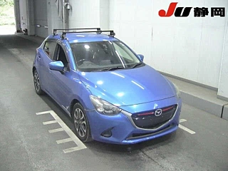 MAZDA DEMIO 2015
