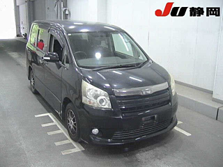 TOYOTA NOAH 2008