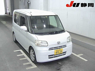 DAIHATSU TANTO 2008