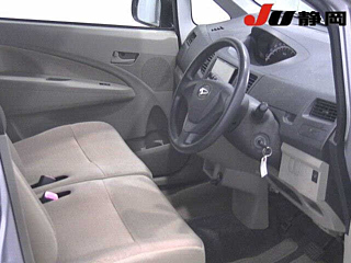 DAIHATSU MOVE 2011