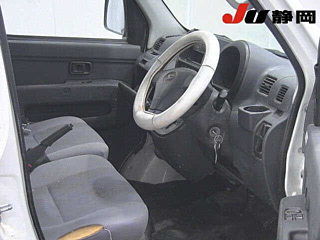 DAIHATSU HIJET VAN 2013