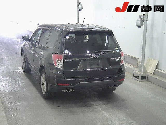 SUBARU FORESTER 2010