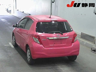 TOYOTA VITZ 2012