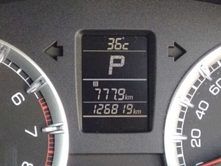 SUZUKI SWIFT 2011