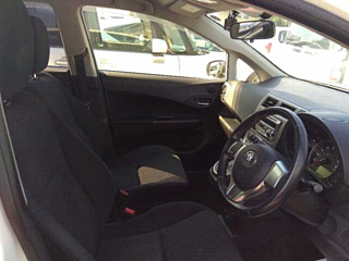 TOYOTA RACTIS 2013