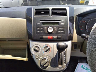 DAIHATSU MIRA 2012