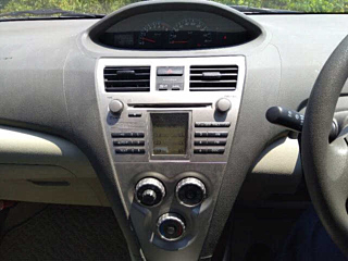 TOYOTA BELTA 2010