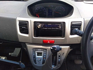 DAIHATSU MOVE 2012