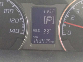 DAIHATSU MOVE 2012