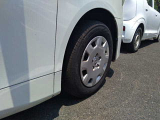 TOYOTA NOAH 2009