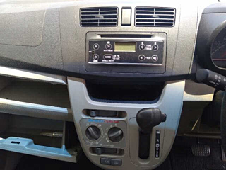 DAIHATSU MOVE 2013