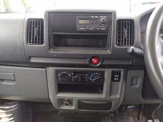 NISSAN CLIPPER VAN 2010