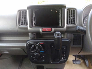 NISSAN CLIPPER VAN 2017