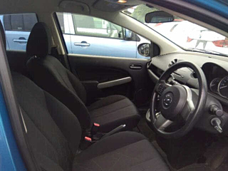 MAZDA DEMIO 2012