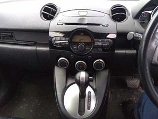 MAZDA DEMIO 2012