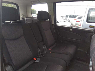NISSAN SERENA 2012