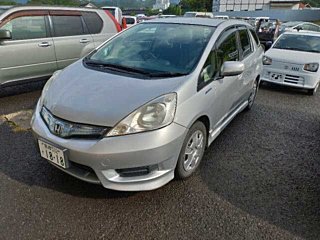 HONDA FIT SHUTTLE 2011