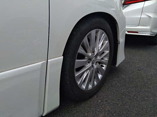 TOYOTA VELLFIRE 2014