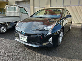 TOYOTA PRIUS 2017