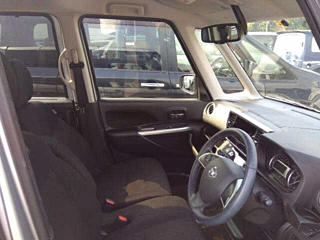 NISSAN ROOX 2014