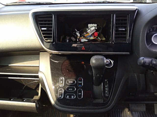 NISSAN ROOX 2014