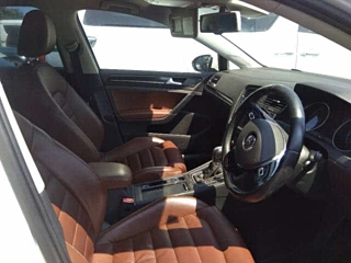 VOLKSWAGEN GOLF 2014