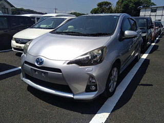 TOYOTA AQUA 2013