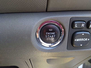 TOYOTA VITZ 2008
