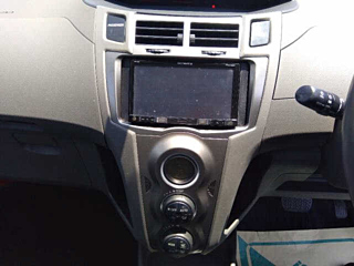TOYOTA VITZ 2008