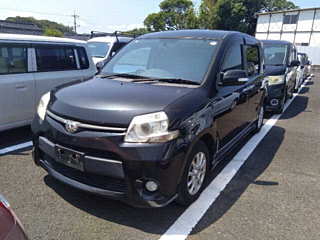 TOYOTA SIENTA 2012