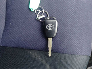 TOYOTA WISH 2013