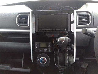 DAIHATSU TANTO 2013