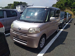DAIHATSU TANTO 2012