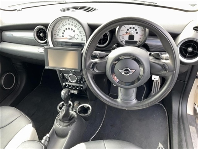 BMW MINI 2011