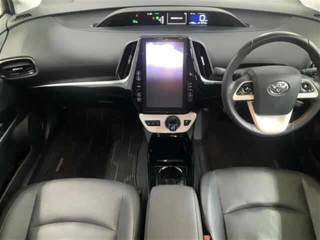 TOYOTA PRIUS PHV 2017