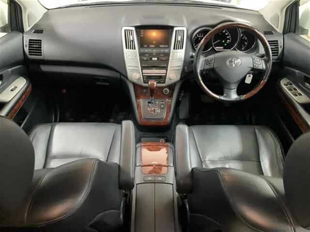 TOYOTA HARRIER 2009