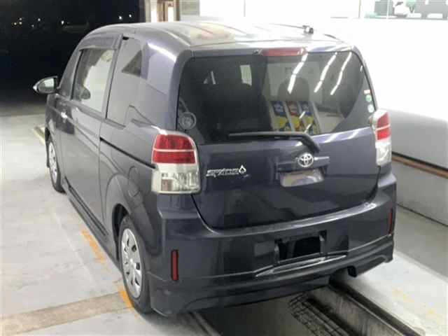 TOYOTA SPADE 2014