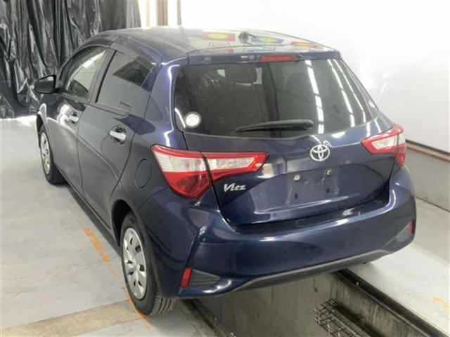 TOYOTA VITZ 2018