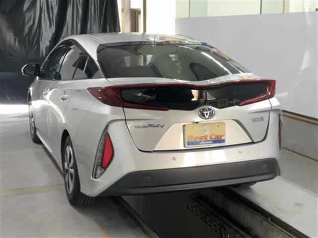 TOYOTA PRIUS PHV 2017